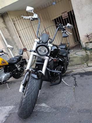 SUZUKI BOULEVARD M800 